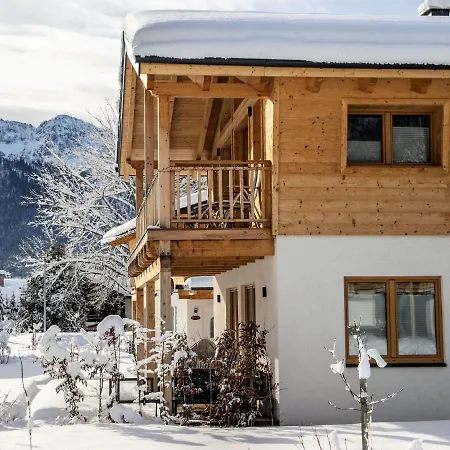 شاليه Bergchalet Falkenstein, انزل