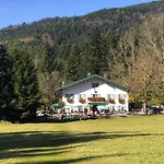 Alpehytte Bergchalet Falkenstein, *